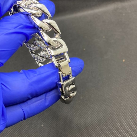 18k Gold Iced Out Bracelet - Picture 10 of 12